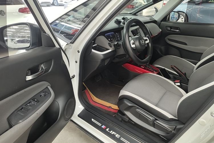 Used Honda LIFE 2021 1.5L CVT CRO-S Fun Edition Driver Seat