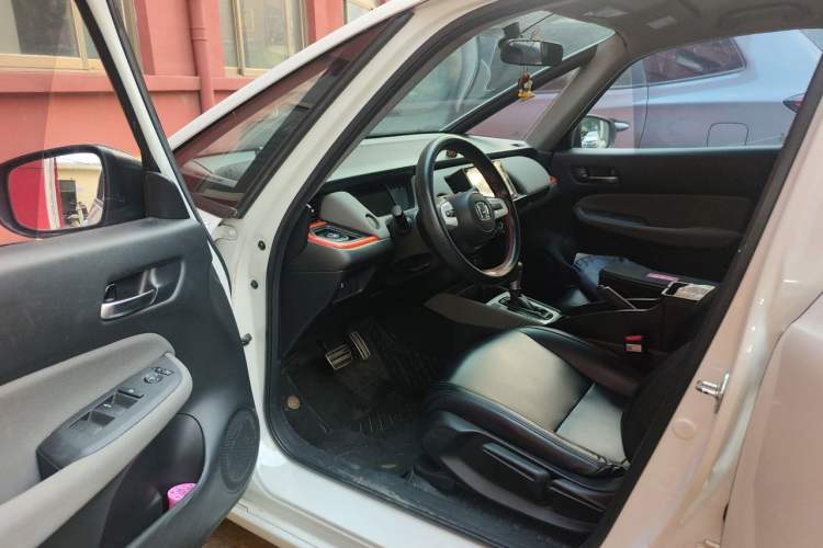 Used Honda LIFE 2021 1.5L CVT SPORT Heartbeat Edition Driver Seat