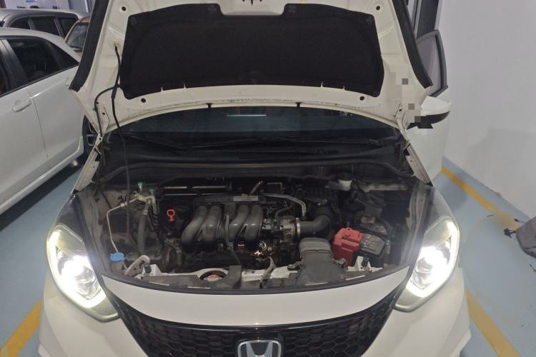 Used Honda LIFE 2021 1.5L CVT SPORT Heartbeat Edition Engine Bay