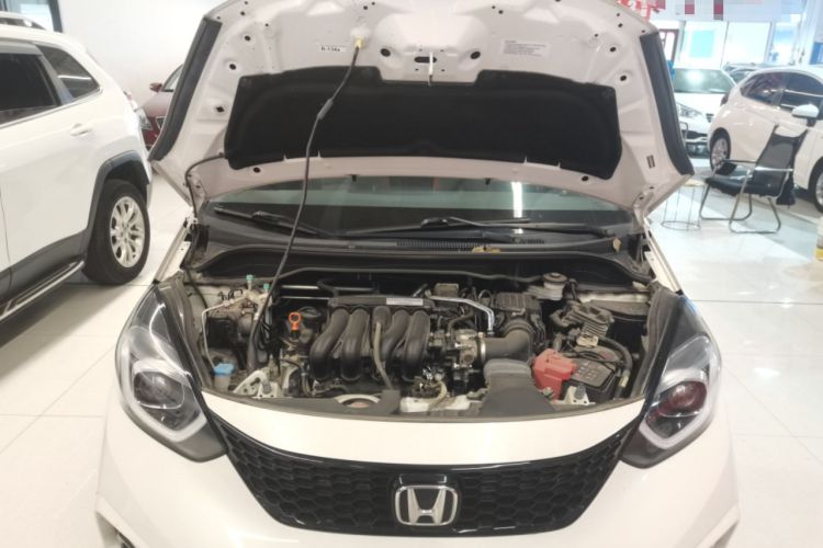 Used Honda LIFE 2021 1.5L CVT SPORT Heartbeat Edition Engine Bay