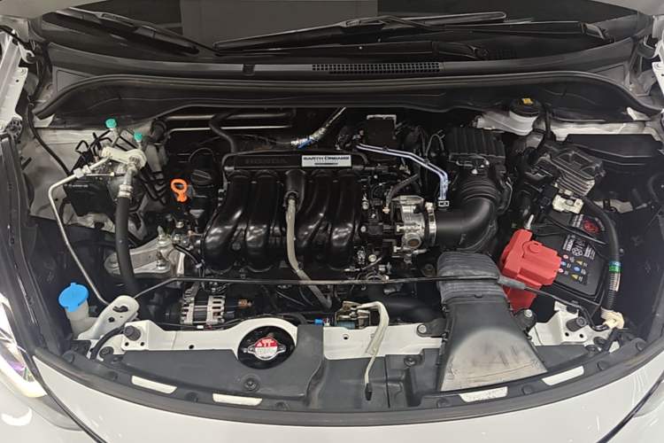 Used Honda LIFE 2021 1.5L CVT SPORT Heartbeat Edition Engine Bay
