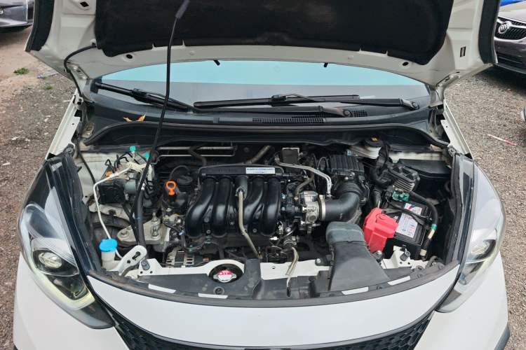 Used Honda LIFE 2021 1.5L CVT SPORT Heartbeat Edition Engine Bay