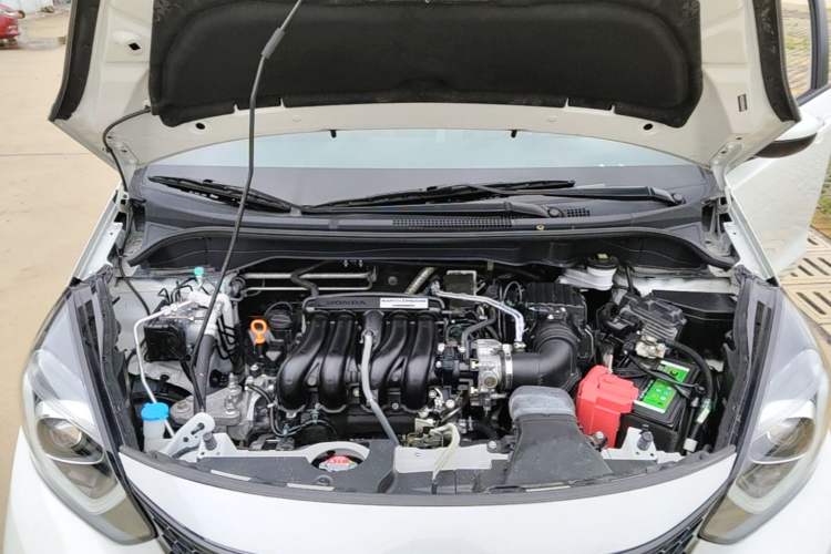 Used Honda LIFE 2021 1.5L CVT SPORT Heartbeat Edition Engine Bay