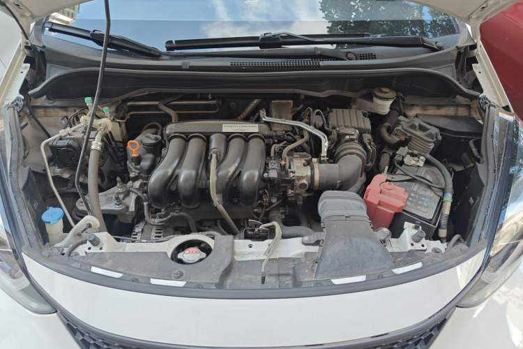 Used Honda LIFE 2021 1.5L CVT CRO-SS Fun Edition Engine Bay