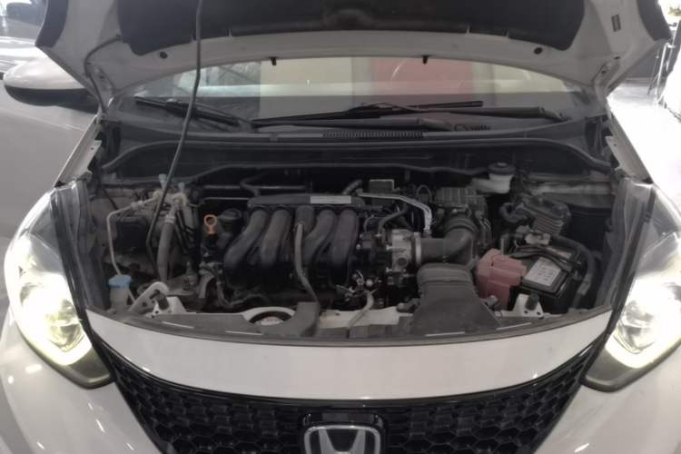 Used Honda LIFE 2021 1.5L CVT SPORT Heartbeat Edition Engine Bay