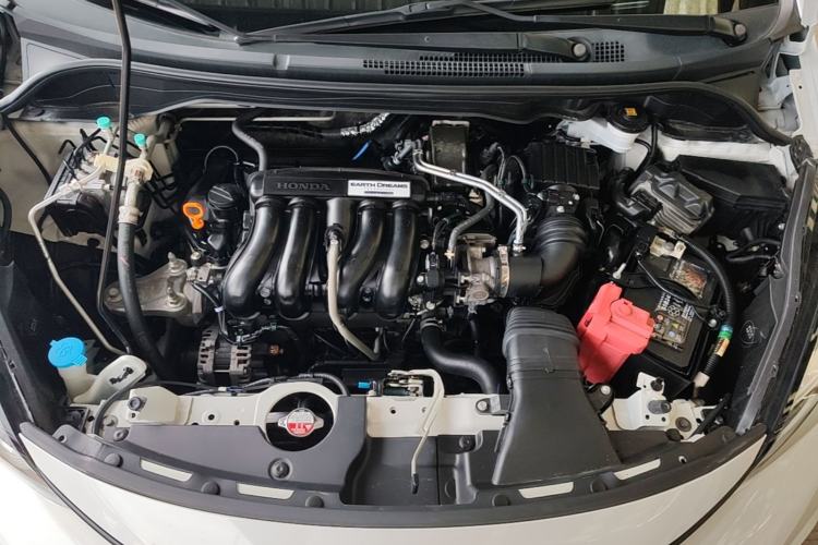 Used Honda LIFE 2021 1.5L CVT SPORT Heartbeat Edition Engine Bay