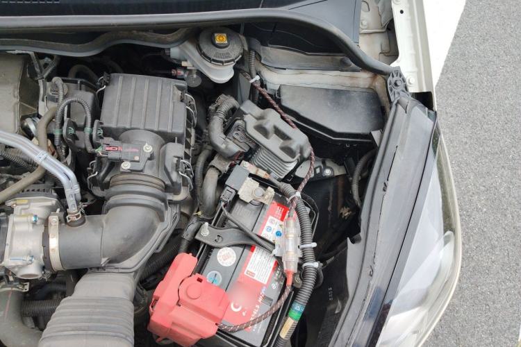 Used Honda LIFE 2021 1.5L CVT CRO-SS Fun Edition Engine Bay Left