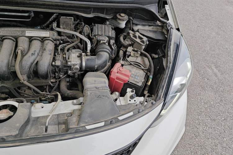 Used Honda LIFE 2021 1.5L CVT SPORT Heartbeat Edition Engine Bay Left