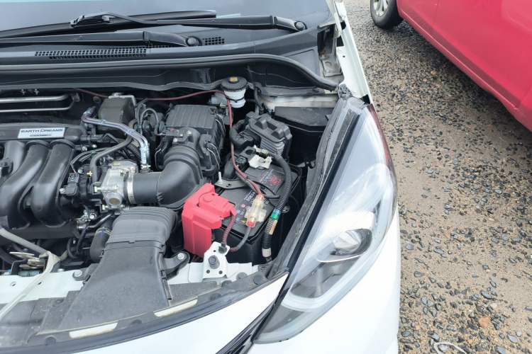 Used Honda LIFE 2021 1.5L CVT SPORT Heartbeat Edition Engine Bay Left