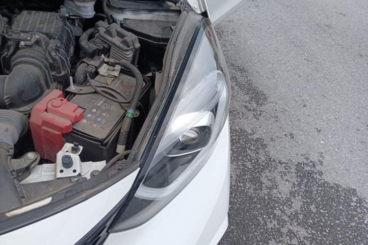 Used Honda LIFE 2021 1.5L CVT SPORT Heartbeat Edition Engine Bay Left