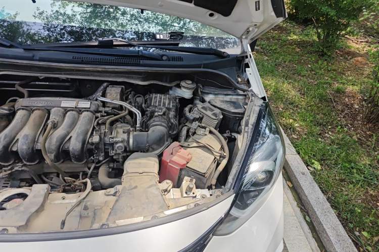 Used Honda LIFE 2021 1.5L CVT SPORT Heartbeat Edition Engine Bay Left