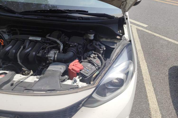 Used Honda LIFE 2021 1.5L CVT SPORT Heartbeat Edition Engine Bay Left
