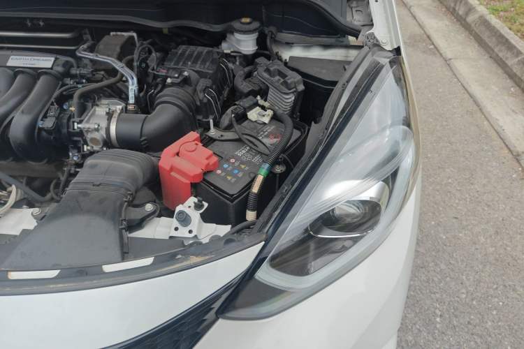 Used Honda LIFE 2021 1.5L CVT SPO-SS Dynamic Edition Engine Bay Left