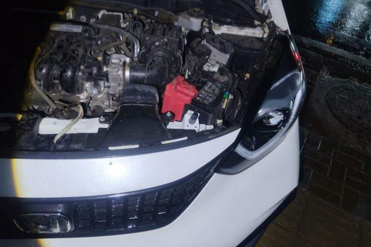 Used Honda LIFE 2021 1.5L CVT CRO-S Fun Edition Engine Bay Left