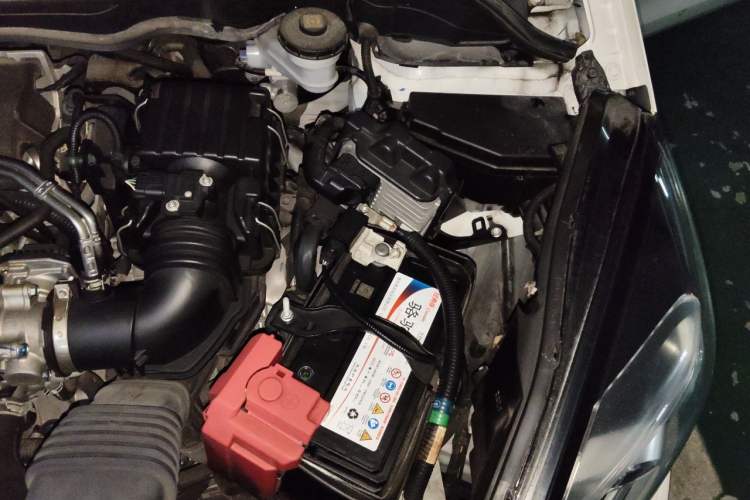 Used Honda LIFE 2021 1.5L CVT SPO-SS Dynamic Edition Engine Bay Left