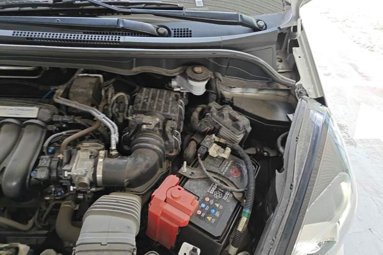 Used Honda LIFE 2021 1.5L CVT SPORT Heartbeat Edition Engine Bay Left