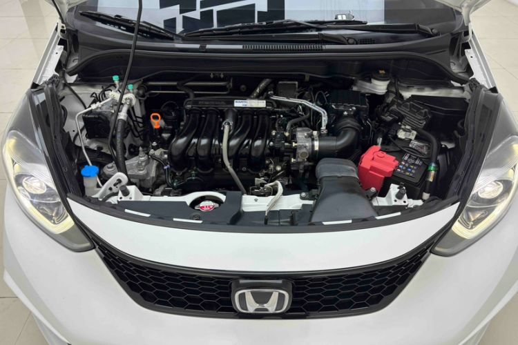Used Honda LIFE 2021 1.5L CVT SPORT Heartbeat Edition Engine Bay