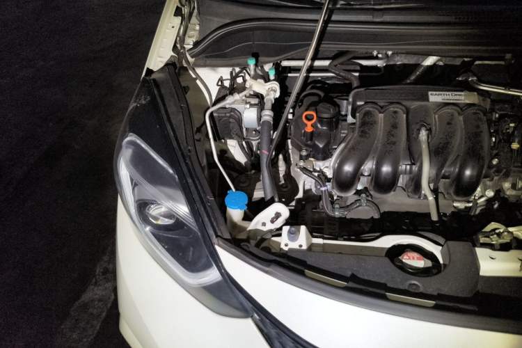 Used Honda LIFE 2021 1.5L CVT SPORT Heartbeat Edition Engine Bay Right