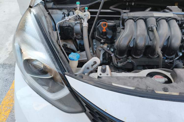 Used Honda LIFE 2021 1.5L CVT SPORT Heartbeat Edition Engine Bay Right