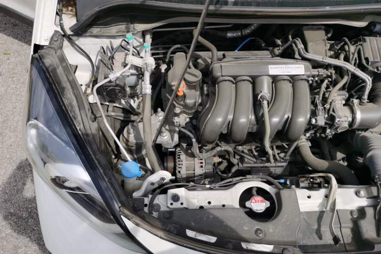Used Honda LIFE 2021 1.5L CVT CRO-S Fun Edition Engine Bay Right