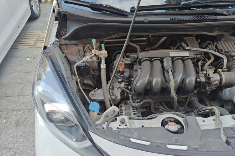 Used Honda LIFE 2021 1.5L CVT CRO-SS Fun Edition Engine Bay Right