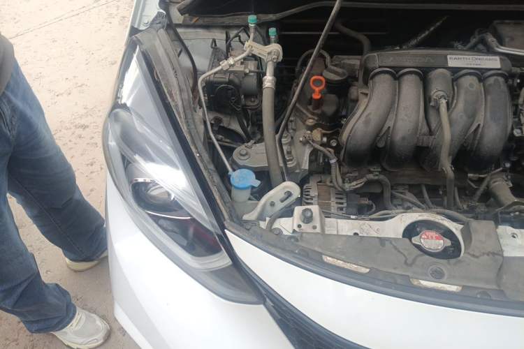 Used Honda LIFE 2021 1.5L CVT SPORT Heartbeat Edition Engine Bay Right