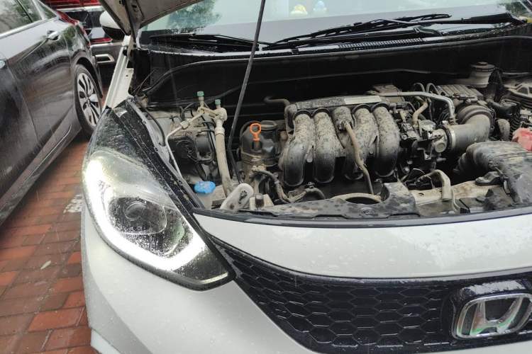 Used Honda LIFE 2021 1.5L CVT SPORT Heartbeat Edition Engine Bay Right