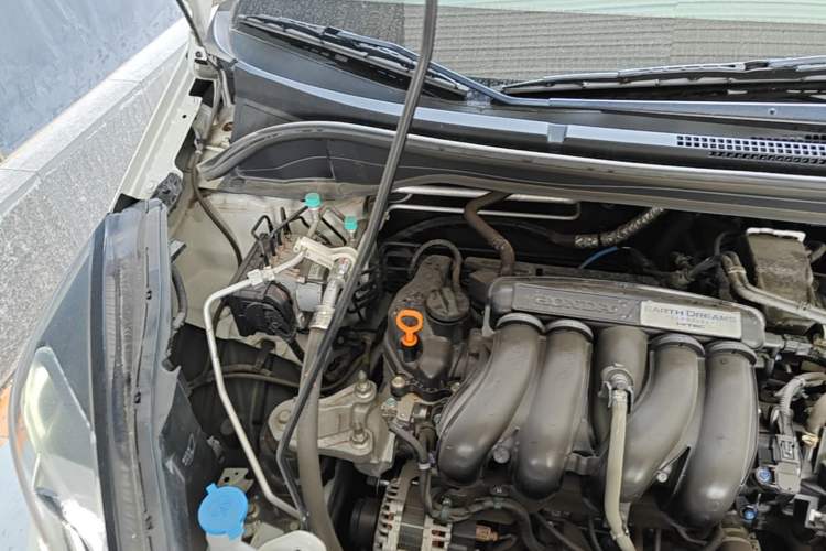 Used Honda LIFE 2021 1.5L CVT SPORT Heartbeat Edition Engine Bay Right