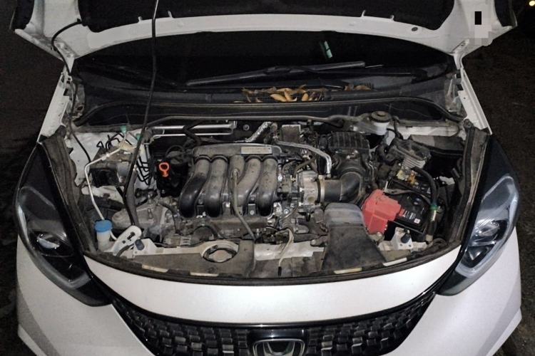 Used Honda LIFE 2021 1.5L CVT SPORT Heartbeat Edition Engine Bay