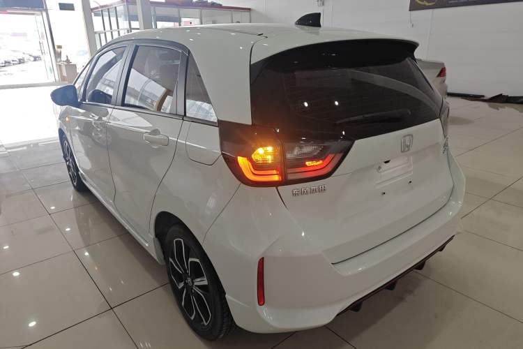 Used Honda LIFE 2021 1.5L CVT SPORT Heartbeat Edition Exterior 2
