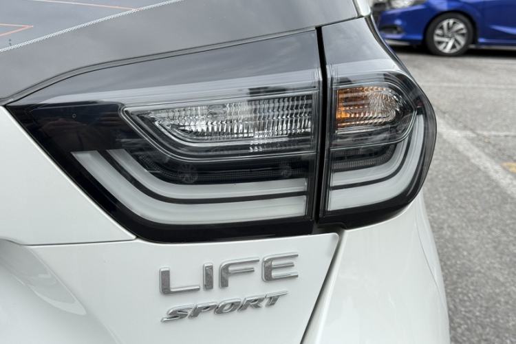 Used Honda LIFE 2021 1.5L CVT SPO-SS Dynamic Edition Exterior 5