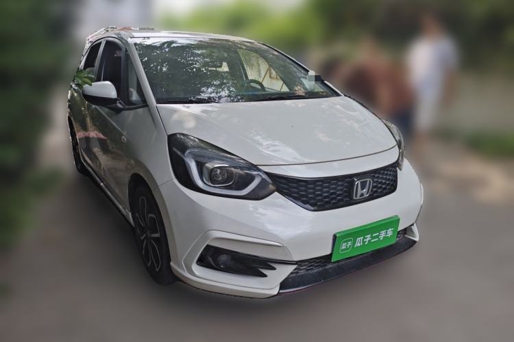 Used Honda LIFE 2021 1.5L CVT SPORT Heartbeat Edition Front Right 45 Deg