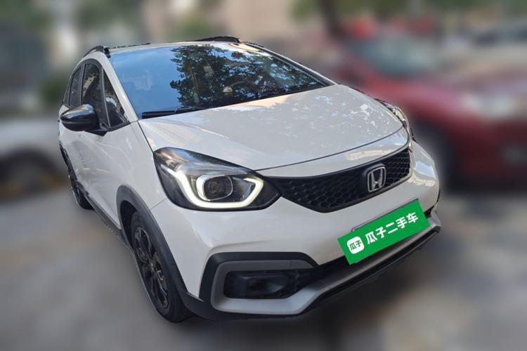 Used Honda LIFE 2021 1.5L CVT CRO-SS Fun Edition Front Right 45 Deg
