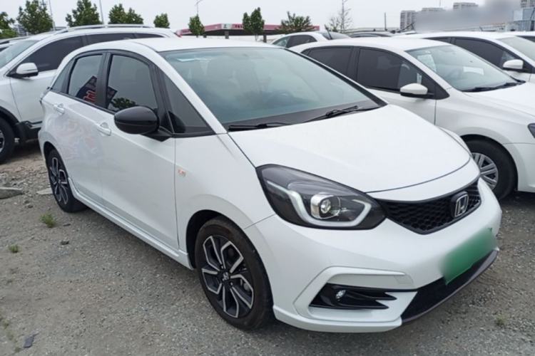 Used Honda LIFE 2021 1.5L CVT SPORT Heartbeat Edition Front Right 45 Deg