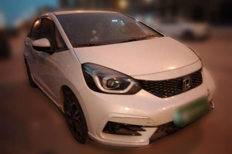 Used Honda LIFE 2021 1.5L CVT SPORT Heartbeat Edition Front Right 45 Deg