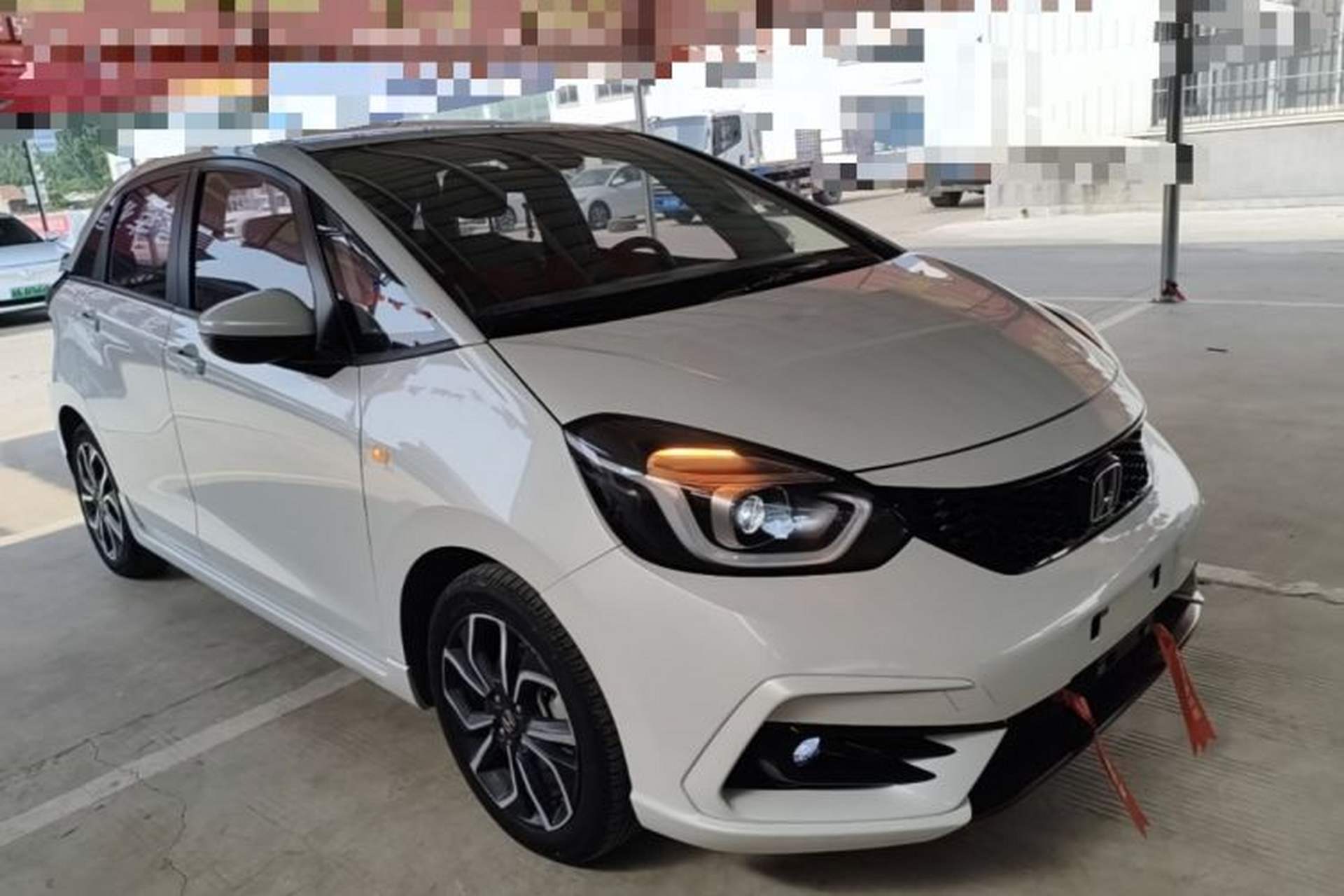 Used Honda LIFE 2021 1.5L CVT SPO-SS Dynamic Edition Front Right 45 Deg
