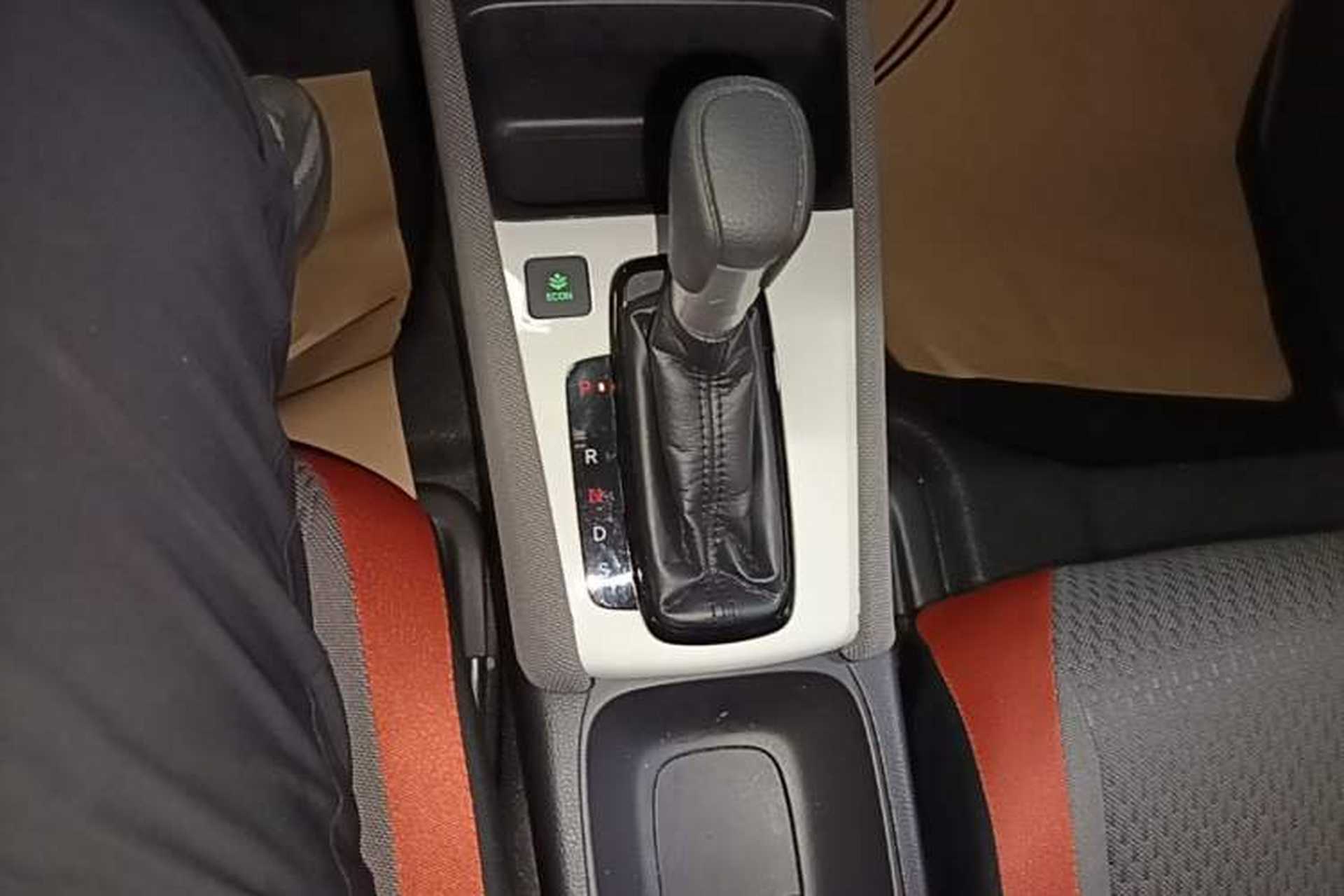 Used Honda LIFE 2021 1.5L CVT SPORT Heartbeat Edition Gear Lever