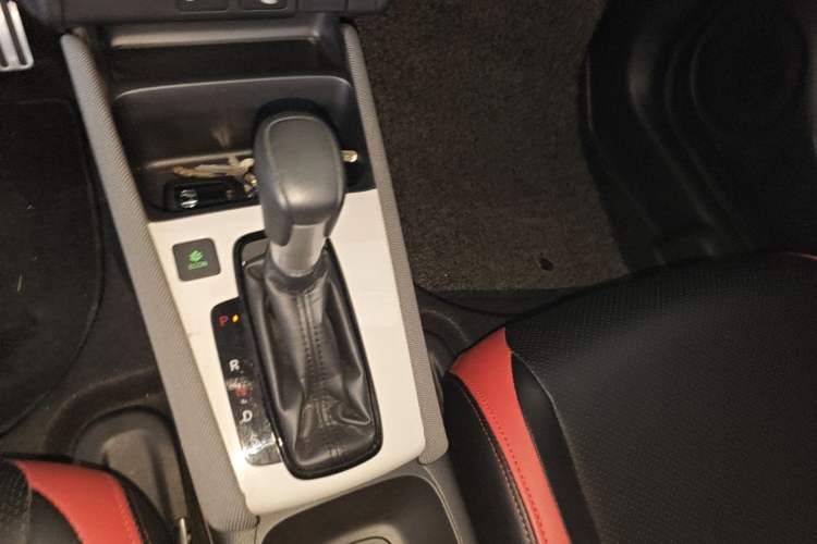 Used Honda LIFE 2021 1.5L CVT SPO-SS Dynamic Edition Gear Lever