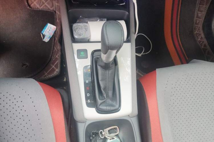 Used Honda LIFE 2021 1.5L CVT SPORT Heartbeat Edition Gear Lever