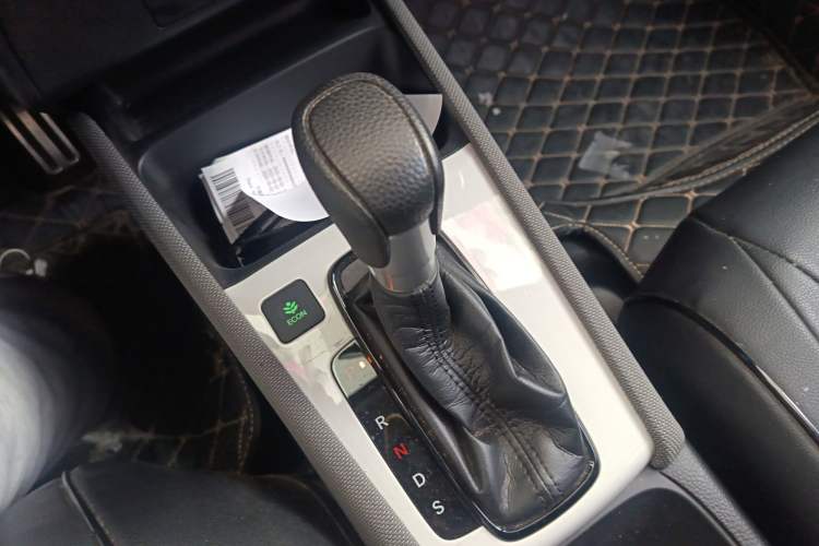Used Honda LIFE 2021 1.5L CVT SPORT Heartbeat Edition Gear Lever
