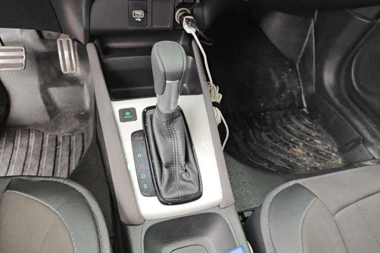 Used Honda LIFE 2021 1.5L CVT SPORT Heartbeat Edition Gear Lever
