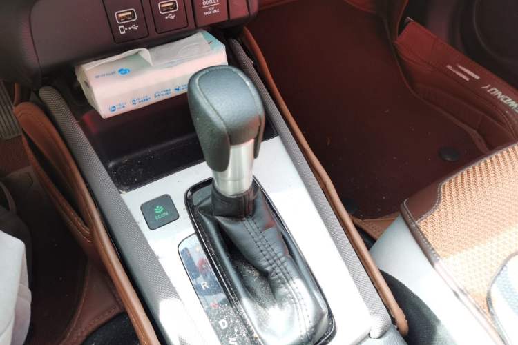 Used Honda LIFE 2021 1.5L CVT CRO-S Fun Edition Gear Lever