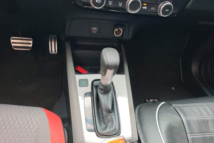 Used Honda LIFE 2021 1.5L CVT SPORT Heartbeat Edition Gear Lever