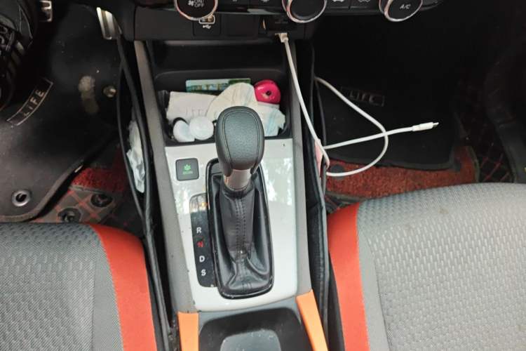 Used Honda LIFE 2021 1.5L CVT SPORT Heartbeat Edition Gear Lever