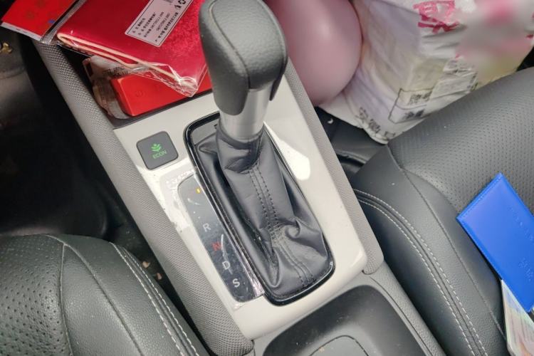 Used Honda LIFE 2021 1.5L CVT CRO-S Fun Edition Gear Lever