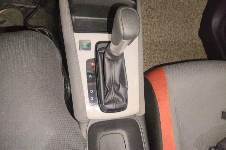Used Honda LIFE 2021 1.5L CVT SPORT Heartbeat Edition Gear Lever