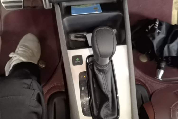 Used Honda LIFE 2021 1.5L CVT SPORT Heartbeat Edition Gear Lever