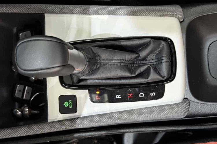 Used Honda LIFE 2021 1.5L CVT SPO-SS Dynamic Edition Gear Lever