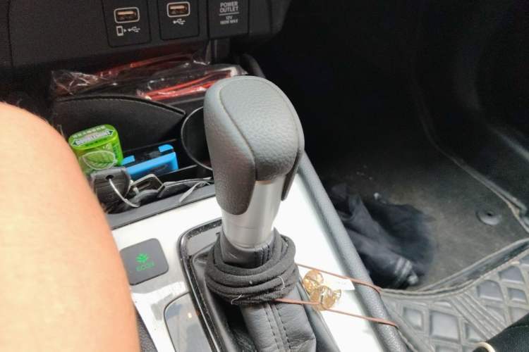Used Honda LIFE 2021 1.5L CVT CRO-S Fun Edition Gear Lever
