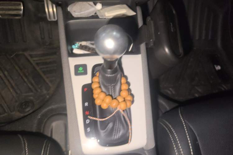 Used Honda LIFE 2021 1.5L CVT SPORT Heartbeat Edition Gear Lever